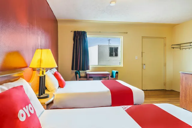 غرفة بسريرين مزدوجين، OYO Hotel North Lima OH - Boardman 1/6
