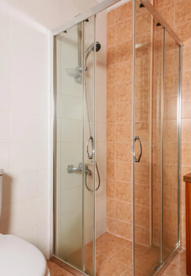 غرفة قياسية بسرير مزدوج أو سريرين منفصلين بإطلالة على البحر، Bravo Royal Hotel Suites 4/5