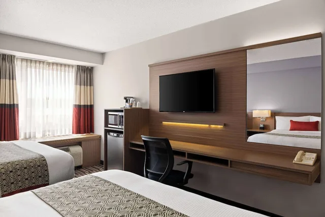 غرفة بسريرين كوين، Microtel Inn And Suites By Wyndham Kirkland Lake 4/5