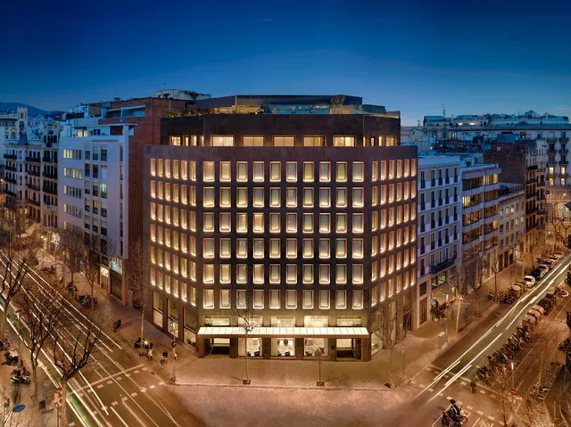 غرفة اقتصادية، The One Barcelona 1/1