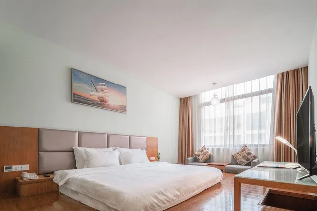 Elegant, Queen Bed، Shanshui Trends Shenzhen Luohu 2/2