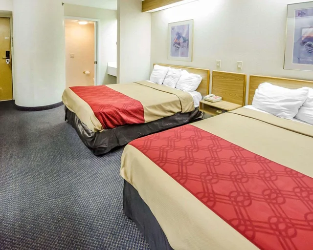 غرفة بسريرين مزدوجين للمدخنين، Econo Lodge London North 1/7