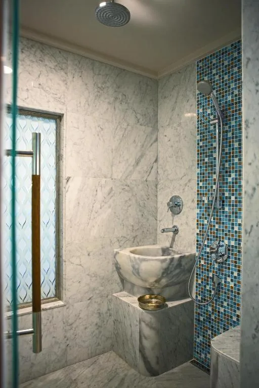 غرفة ديلوكس بسريرين منفصلين، Renaissance Izmir Hotel 4/4