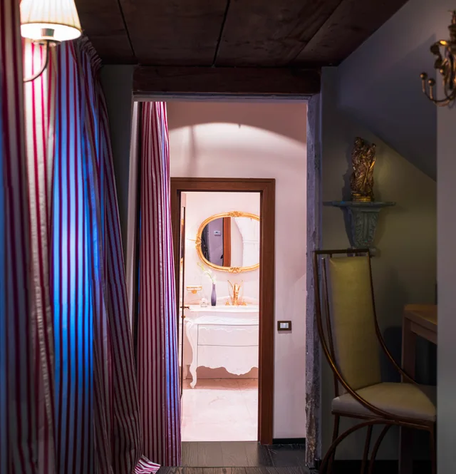 جناح، Hotel Heureka 3/3