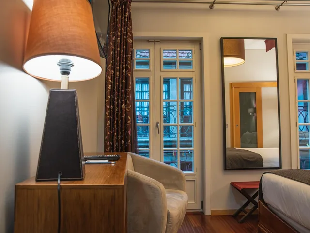 غرفة بسرير مزدوج بإطلالة على المدينة بشرفة، Guest House Douro 4/4