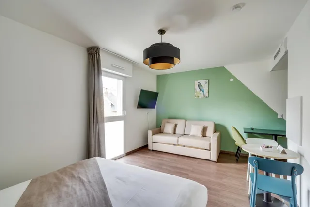 استوديو تنفيذي بشرفة، All Suites Appart Hotel Palaiseau - Massy TGV 4/8