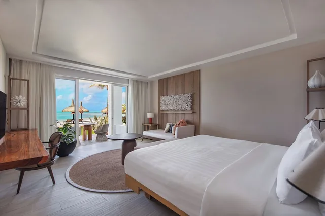 Hibiscus, Junior Suite, King Bed, Beach Front، Shangri-La Le Touessrok, Mauritius 4/8
