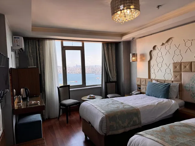 Superior, Single Bed, Sea View, Balcony, Grand Star Hotel Bosphorus 3/10