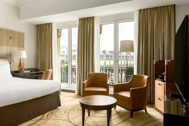 Room, King Bed, Champs Elysees View، Paris Marriott Champs Elysees Hotel 3/7