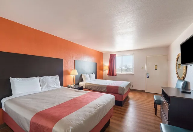 غرفة قياسية بسريرين كوين، Motel6 San Antonio, TX - I-10 West 6/10