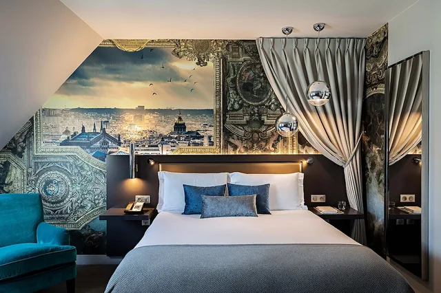 1 Bedroom, Suite, Queen Bed, Sofa, Hotel Indigo Paris - Opera by IHG 1/7