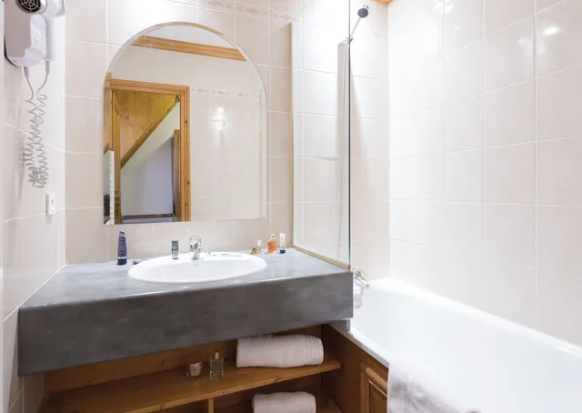 غرفة بسريرين منفصلين، CLUB MMV VAL CENIS HOTEL 10/10