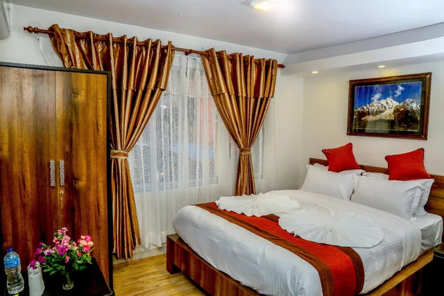 غرفة ديلوكس بسرير مزدوج، Hotel Himalayan Oasis 3/3