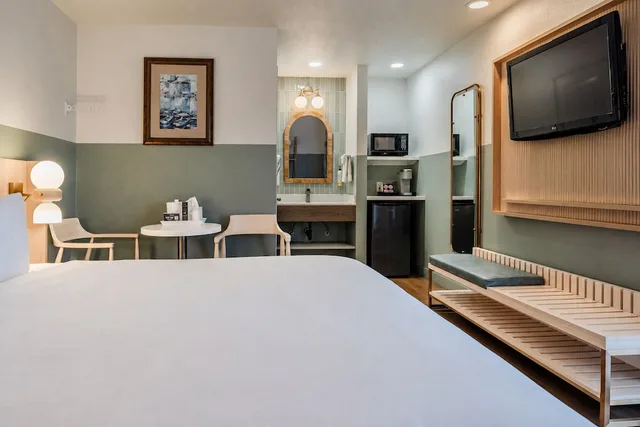 king room, Stargazer Inn And Suites 14/15