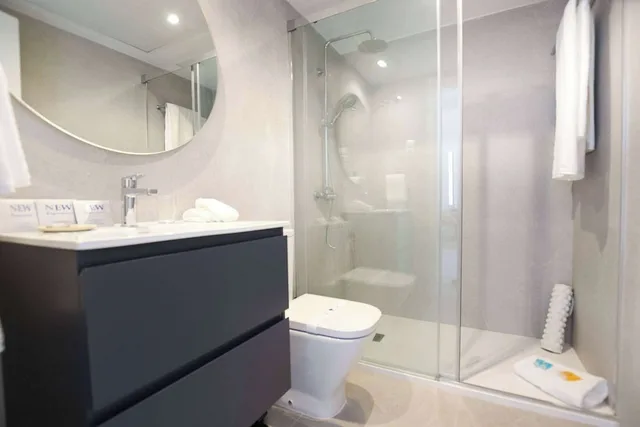2 Bedrooms, Master, Classic, Suite, 2 Double and Twin Beds، Ramada Hotel and Suites By Wyndham Costa Del Sol 8/8