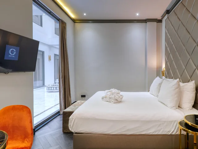 غرفة بحوض استحمام، G Hotel 1/1