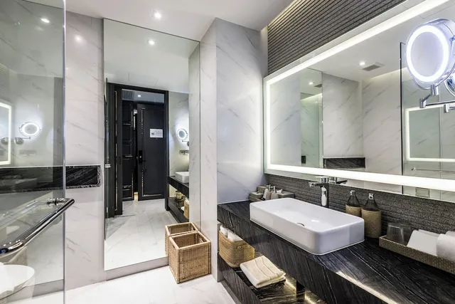 Deluxe, Twin Beds, Lagoon View، Wyndham Grand Nai Harn Beach Phuket 10/10