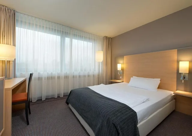 غرفة قياسية مفردة، Mercure Hotel Dusseldorf Neuss 1/2