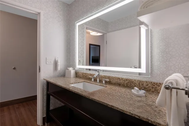 جناح استوديو بسرير كينج، Hampton Inn Suites Harvey New Orleans West Bank 4/6
