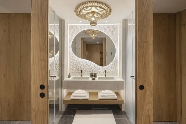 غرفة سوبيريور بسرير كينج بإطلالة على البحر بشرفة، W Costa Navarino 3/3
