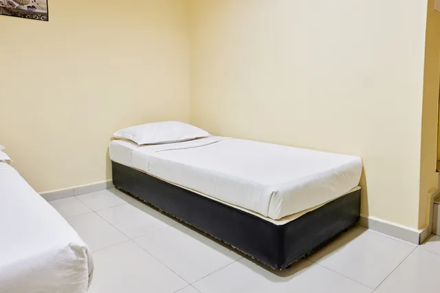 جناح ثلاثي، Hotel Inap Sri Gombak 2/4