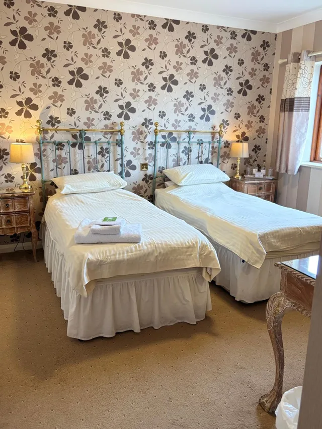 غرفة بزنس بسريرين منفصلين، Albright Hussey Manor 2/10