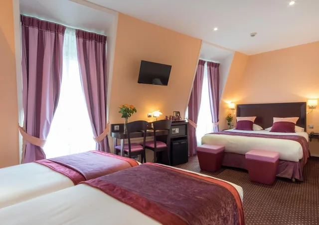 غرفة رباعية، Hotel Virgina 1/1