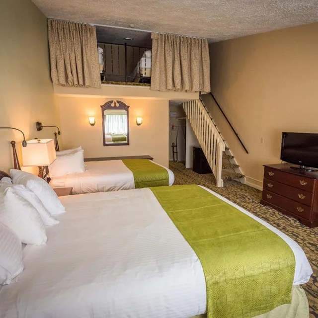لوفت عائلي، Fox Ridge Resort 4/9