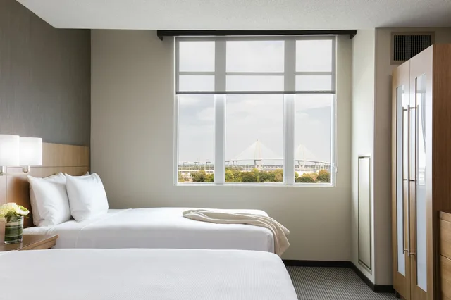 Room, 2 Queen Beds, Sofa, Accessible, Hyatt Place Charleston - Historic District 2/8