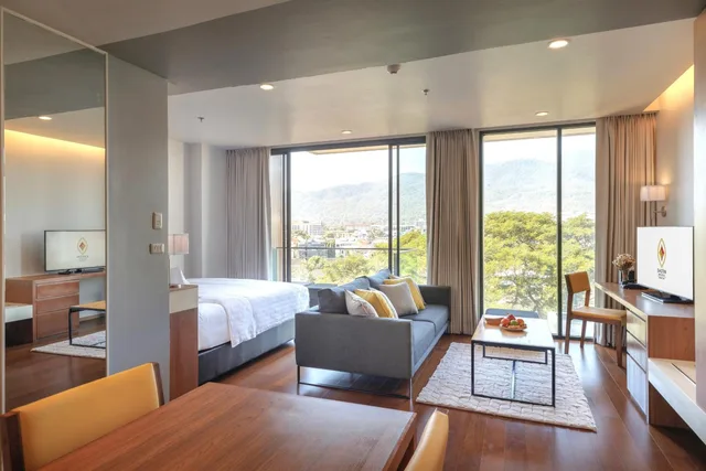 جناح جونيور بحوض استحمام، Eastin Tan Hotel Chiang Mai 4/8