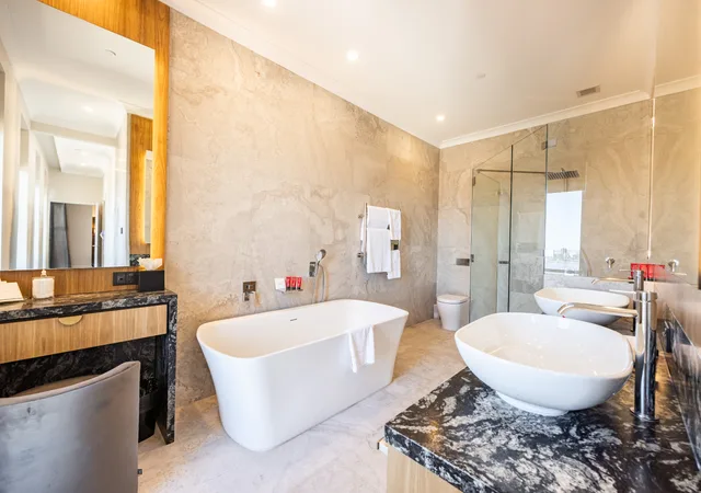 جناح بسرير مزدوج، Duxton Hotel 3/3