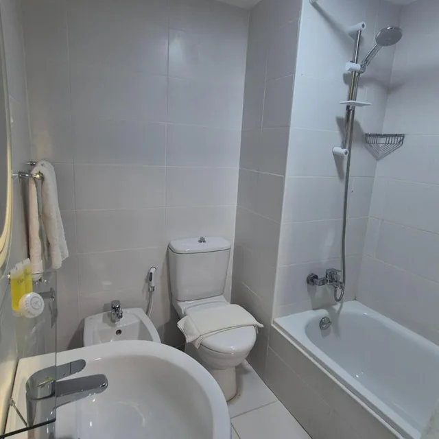 Standard, Single, LE VENDOME HOTEL 6/7