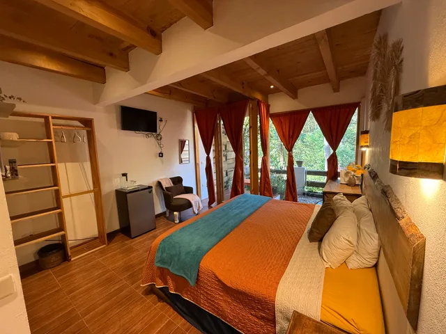 غرفة ديلوكس بسرير مزدوج بشرفة، Encino House 2/10