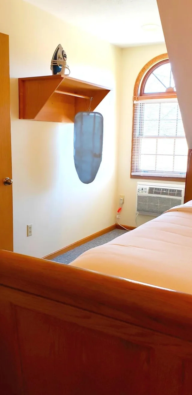 Carriage House, King Bed, Sofa، Berlin Heritage Inn 6/10