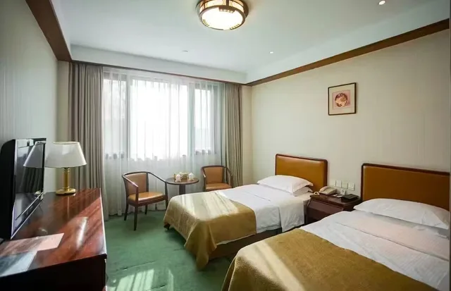 غرفة قياسية بسريرين منفصلين، Jade Garden Hotel Beijing 1/6