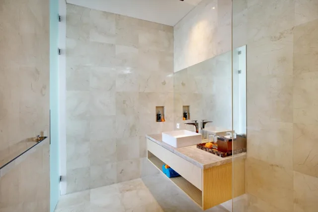 فيلا ملكية بـ3 غرف نوم بمسبح خاص، Eight Palms Villa Seminyak by Ini Vie Hospitality 8/8