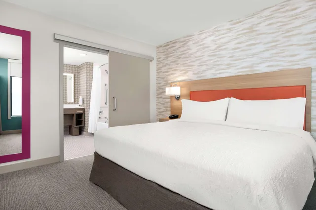 جناح لذوي الإعاقة، Home2 Suites by Hilton Owatonna 1/3