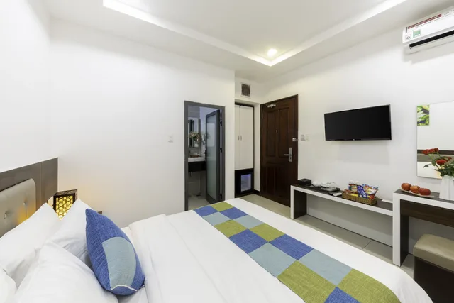 Standard, King Bed, Phuc Thanh Hotel 1/7