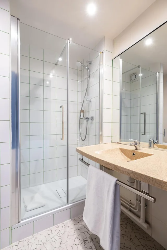Pop, 1 Double and 1 Single Bed، greet Chartres Est 6/6