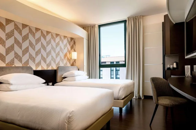 غرفة بسرير فردي، DoubleTree by Hilton Milan Malpensa 1/6