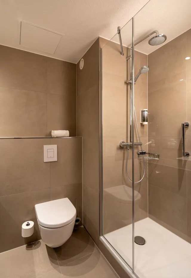 Comfort, Double Bed, H+ HOTEL HANNOVER 6/7