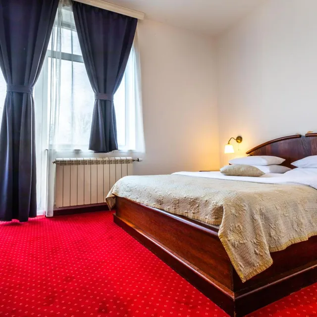 غرفة بسرير مزدوج بشرفة، Vila Royal Crown 1/5