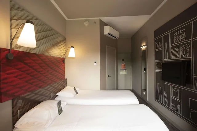 غرفة قياسية بسريرين منفصلين، Ibis Cali Granada 1/8