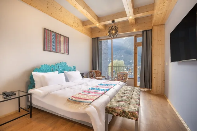 استوديو كومفورت بسرير كينج بإطلالة على الجبل بشرفة، Echor Himalayan Heights Luxe Manali 4/10