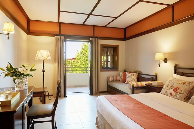 غرفة كلاسيكية بسرير كوين مع أريكة، Simantro Resort 1/6