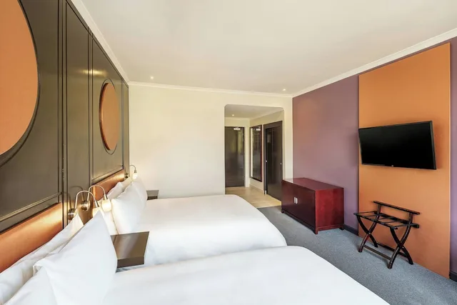 غرفة بسريرين كوين بإطلالة على الحديقة، PROTEA HOTEL NDOLA 4/14