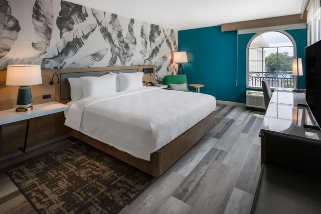 Deluxe, King Bed, Hilton Garden Inn St. Augustine-Historic District 1/1