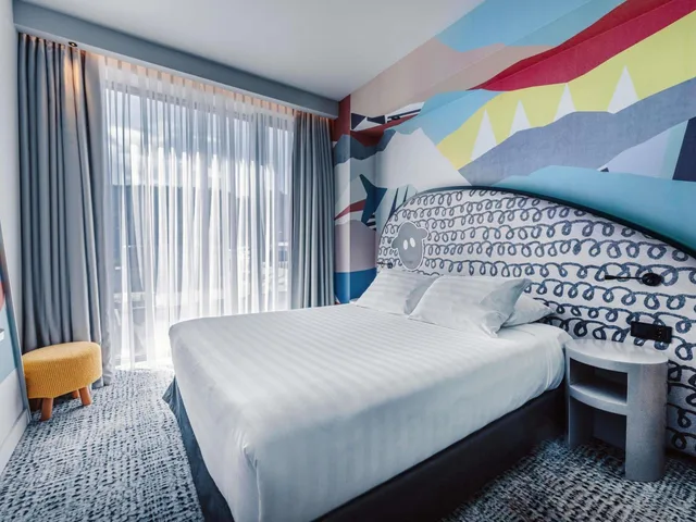 Premium Queen Room, Ibis Styles Tbilisi Center 1/5