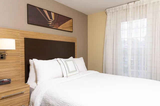جناح بسريرين كوين، Towneplace Suites East Lansing 1/3