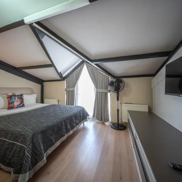 غرفة فاخرة ثلاثية، Calanthe Residence 4/10